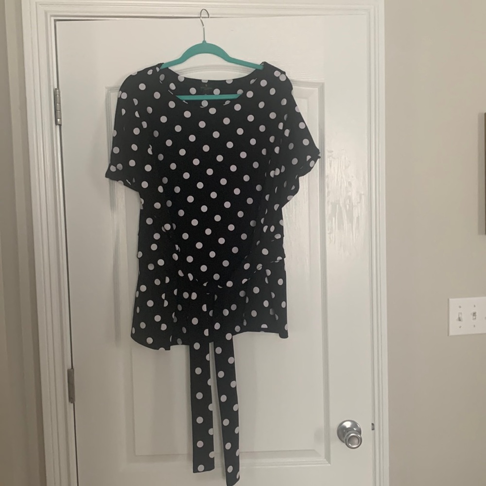 Black and white polka dot short sleeve blouse